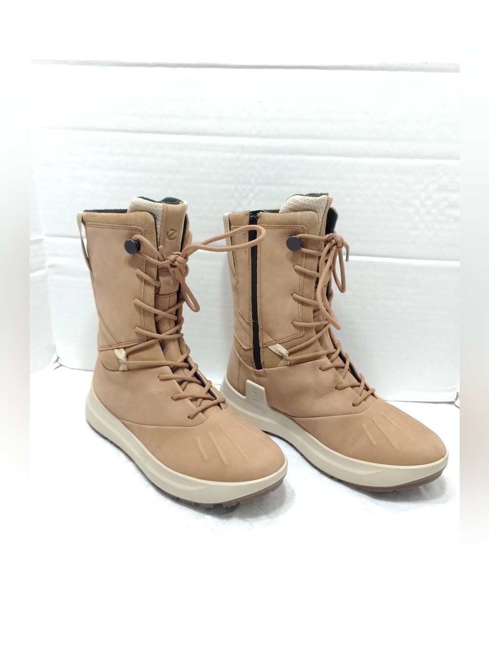 Eco Solice High Boots, Women # 6-6.5 US Smooth Tan Leather Lace Up